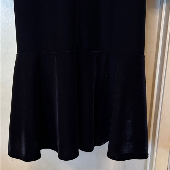 IM Vely Long Sleeve Velvet Black Dress with Flare Hem size M - Picture 9 of 13